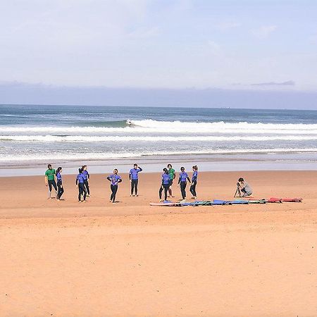 Bed and Breakfast Lost Caparica Surf House Costa da Caparica Exterior foto