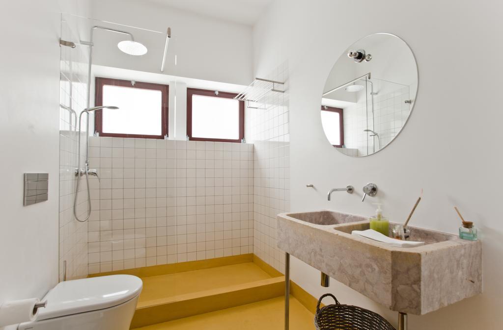 Bed and Breakfast Lost Caparica Surf House Costa da Caparica Exterior foto